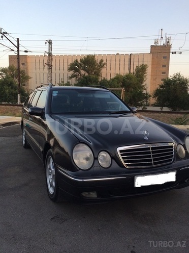 Mercedes E 240 2000, 220,000 km - 2.4 л - Bakı