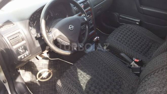 Opel Astra 2002, 214,000 km - 2.2 l - Bakı