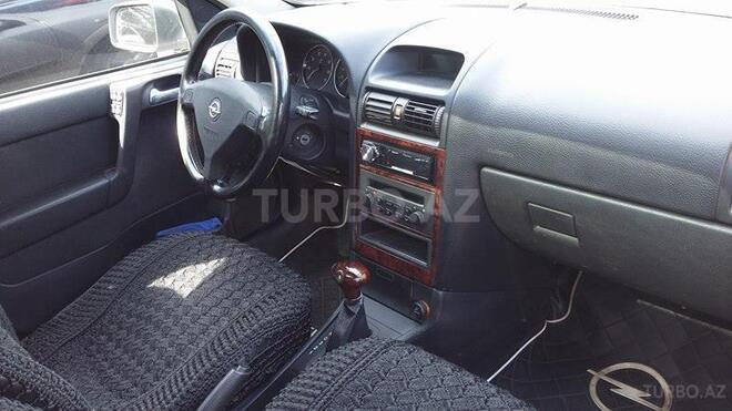 Opel Astra 2002, 214,000 km - 2.2 l - Bakı