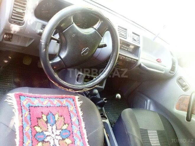 Nissan Terrano 1998, 244,000 km - 2.4 l - Bakı