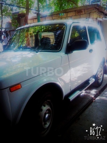 LADA (VAZ) Niva 2000, 180,000 km - 1.7 л - Yevlax