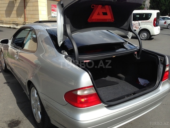 Mercedes  2002, 230,000 km - 0.2 l - Zaqatala