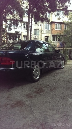 Mercedes E 240 1998, 250,000 km - 2.4 l - Bakı