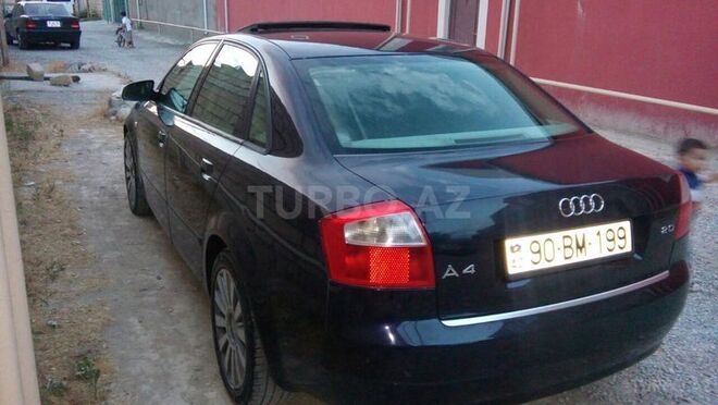 Audi A4 2002, 220,000 km - 2.0 l - Bakı
