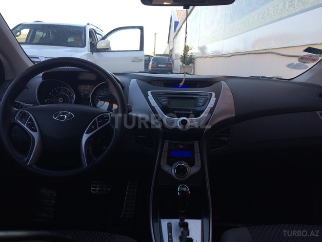 Hyundai Elantra 2011, 112,000 km - 1.8 л - Bakı