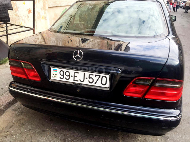 Mercedes E 280 1999, 220,000 km - 2.8 l - Bakı