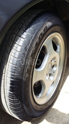 Mercedes E 220 2002, 213,000 km - 2.2 l - Masallı