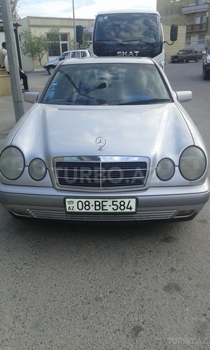 Mercedes E 200 1998, 200,000 km - 2.0 l - Bakı