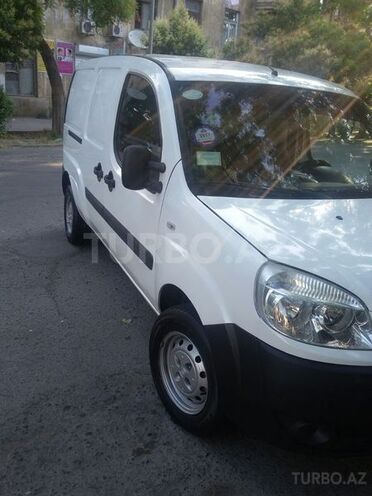 Fiat Doblo 2010, 183,000 km - 1.4 л - Bakı