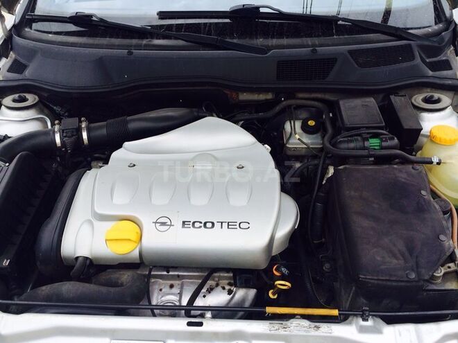 Opel Astra 2002, 200,000 km - 2.2 l - Bakı