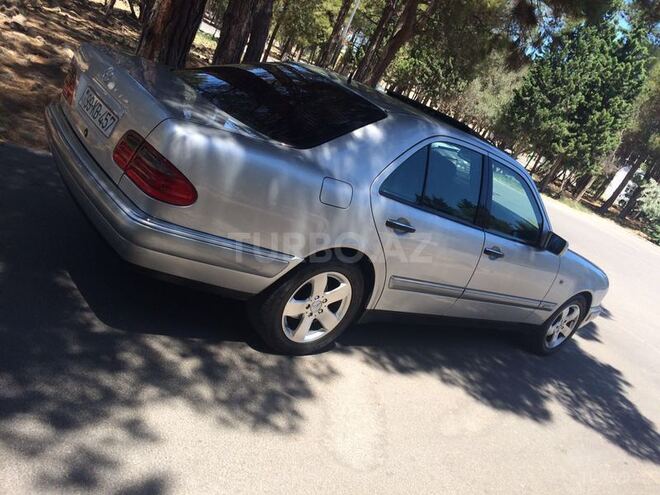 Mercedes E 240 1997, 241,141 km - 2.4 l - Bakı