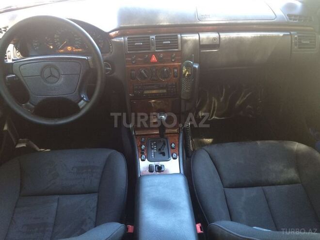Mercedes E 240 1997, 241,141 km - 2.4 l - Bakı