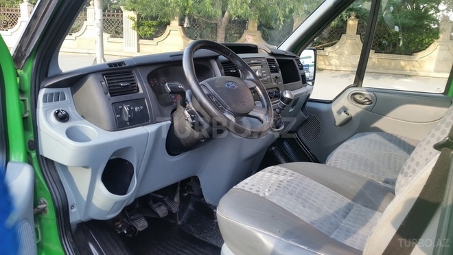 Ford Transit 2009, 179,000 km - 2.4 l - Bakı