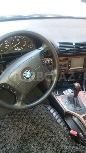 BMW 528 1998, 180,000 km - 2.8 l - Bakı