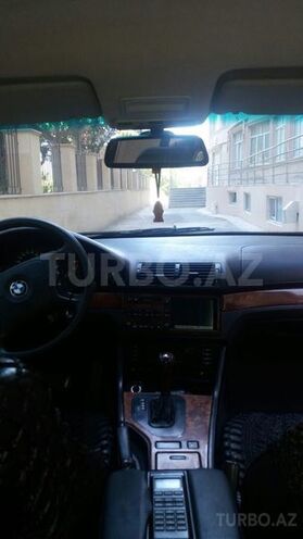 BMW 528 1998, 180,000 km - 2.8 l - Bakı