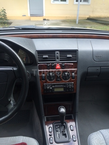 Mercedes C 200 1997, 182,000 km - 2.0 л - Bakı