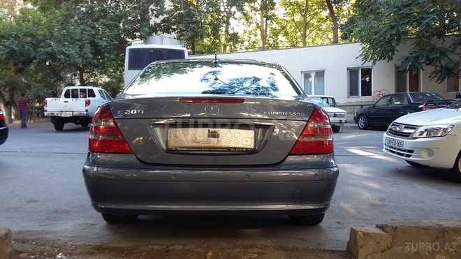 Mercedes E 200 2004, 95,655 km - 2.0 l - Bakı