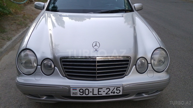Mercedes E 220 2000, 340,000 km - 2.2 l - Bakı