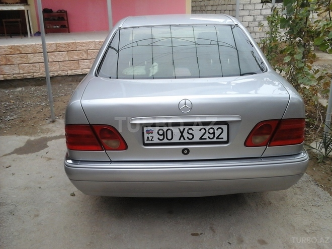 Mercedes E 230 1997, 2,667,216 km - 0.2 l - Bakı