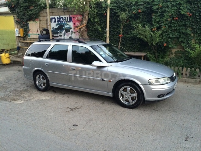 Opel Vectra 2000, 210,000 km - 1.6 l - Bakı