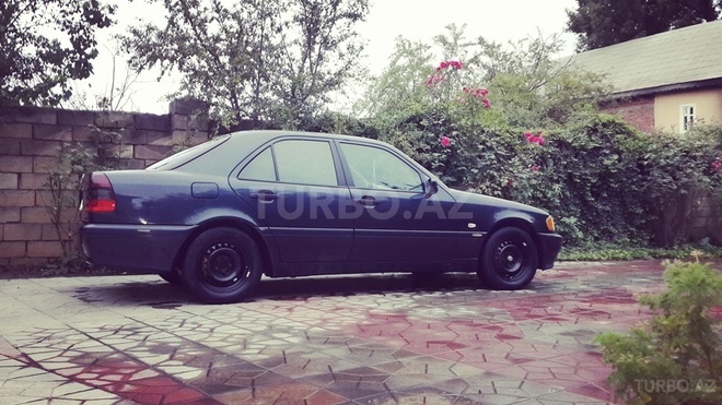 Mercedes C 200 1999, 1,127,760 km - 0.2 l - Bakı