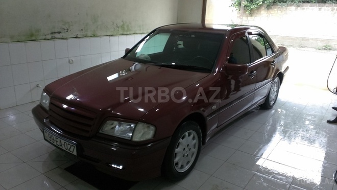 Mercedes C 180 2000, 258,828 km - 1.8 l - Qusar