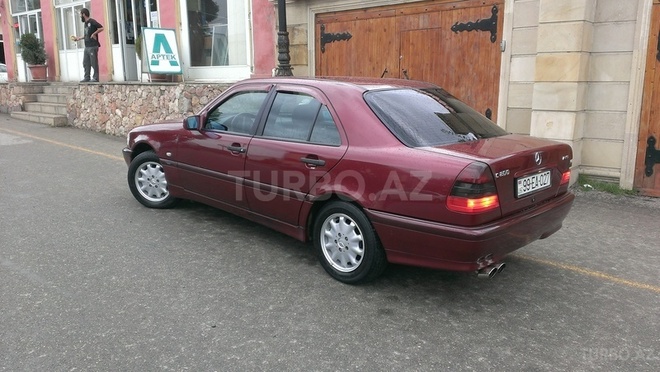 Mercedes C 180 2000, 258,828 km - 1.8 l - Qusar