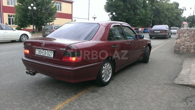 Mercedes C 180 2000, 258,828 km - 1.8 l - Qusar