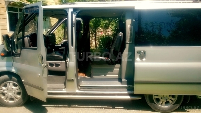 Ford Transit 2002, 187,000 km - 2.0 l - Zaqatala