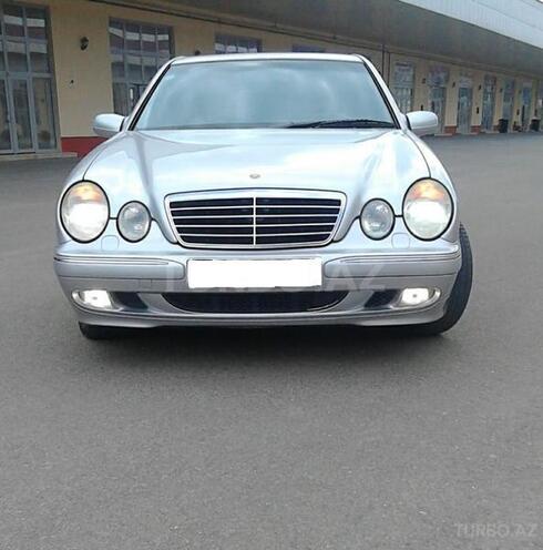 Mercedes E 220 2000, 114,196 km - 2.2 l - Bakı
