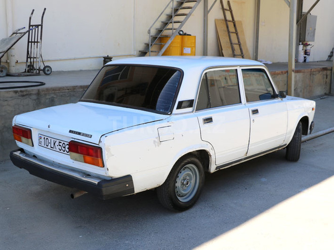 LADA (VAZ) 2107 2003, 246,000 km - 1.6 l - Bakı