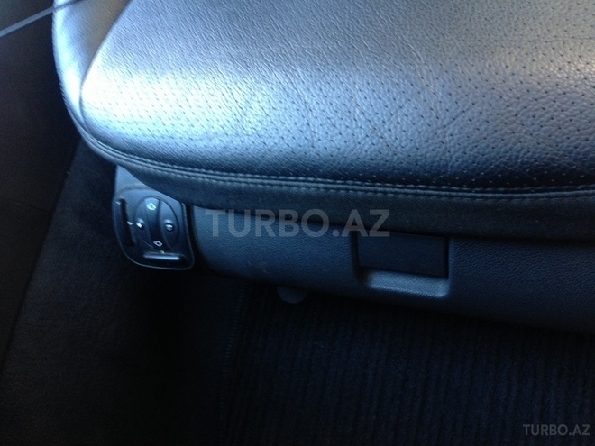 Mercedes E 320 2005, 180,000 km - 3.0 l - Bakı