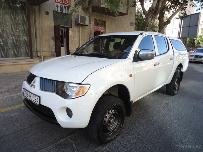 Mitsubishi L200 2007, 167,877 km - 2.5 l - Bakı
