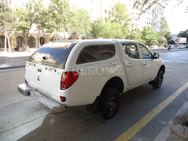 Mitsubishi L200 2007, 167,877 km - 2.5 l - Bakı