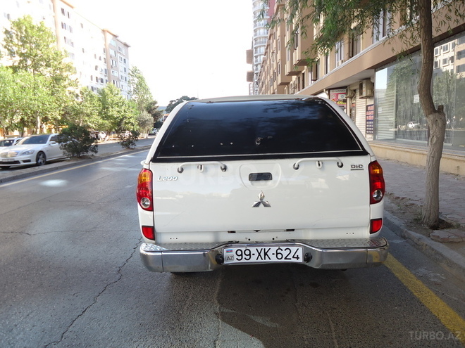Mitsubishi L200 2007, 167,877 km - 2.5 l - Bakı