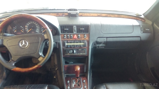 Mercedes C 240 1999, 184,000 km - 2.4 l - Bakı