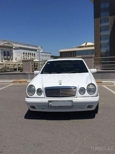 Mercedes E 240 1998, 201,421 km - 2.4 l - Bakı