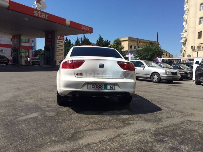 SEAT Exeo 2012, 84,000 km - 2.0 l - Bakı