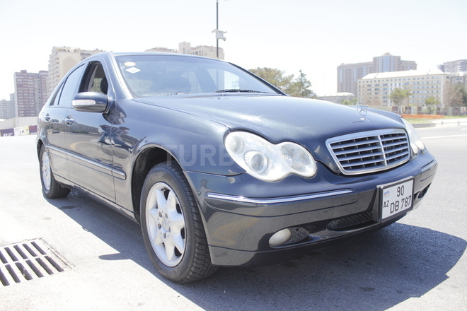 Mercedes C 200 2000, 200,000 km - 2.0 l - Bakı