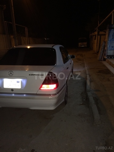 Mercedes C 230 1999, 179,000 km - 0.3 l - Sumqayıt