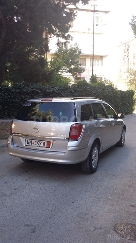 Opel Astra 2010, 127,000 km - 1.6 l - Bakı