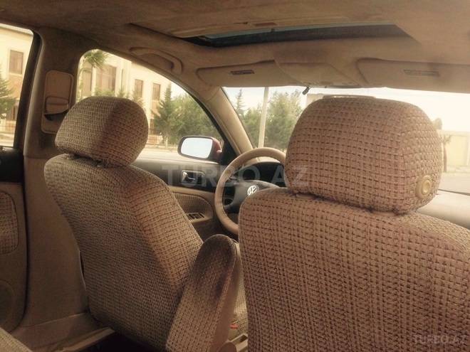 Volkswagen Passat 2000, 246,000 km - 1.8 l - Sumqayıt