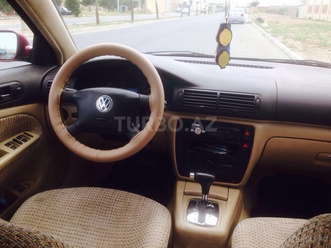 Volkswagen Passat 2000, 246,000 km - 1.8 l - Sumqayıt
