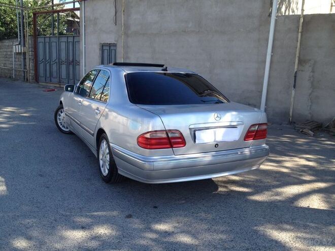 Mercedes E 280 1999, 167,000 km - 2.8 l - Bakı