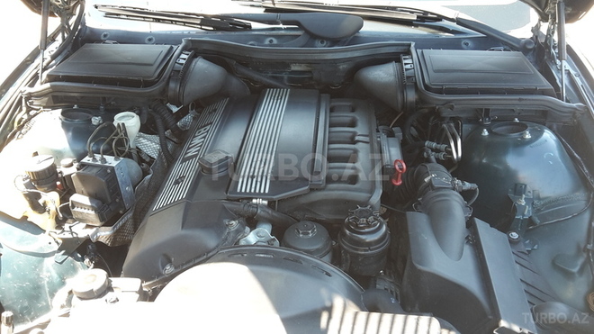 BMW 523 1998, 265,000 km - 2.5 l - Bakı
