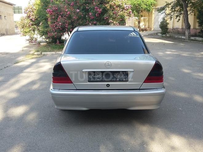 Mercedes C 180 1998, 268,000 km - 1.8 l - Bakı