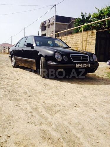 Mercedes E 200 2000, 173,285 km - 2.0 l - Bakı