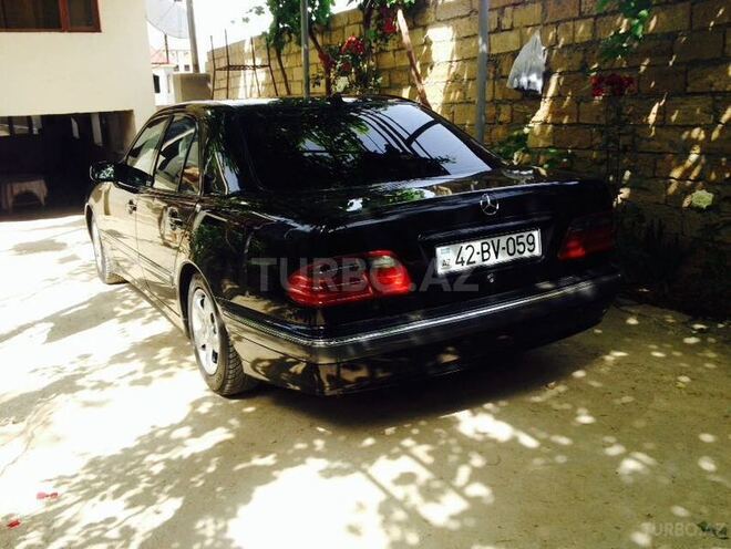 Mercedes E 200 2000, 173,285 km - 2.0 l - Bakı