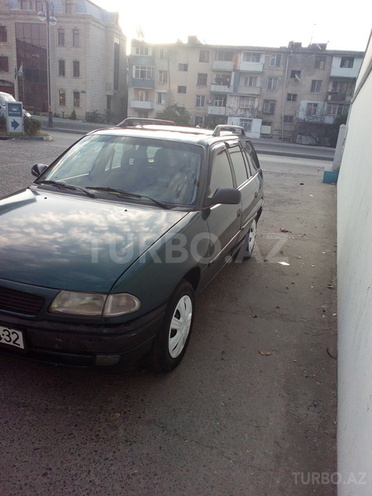 Opel Astra 1994, 350,000 km - 1.6 l - Bakı