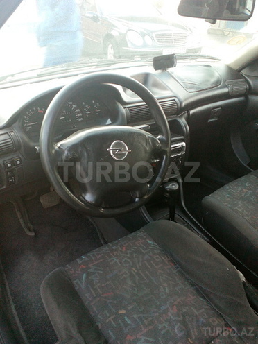 Opel Astra 1994, 350,000 km - 1.6 l - Bakı